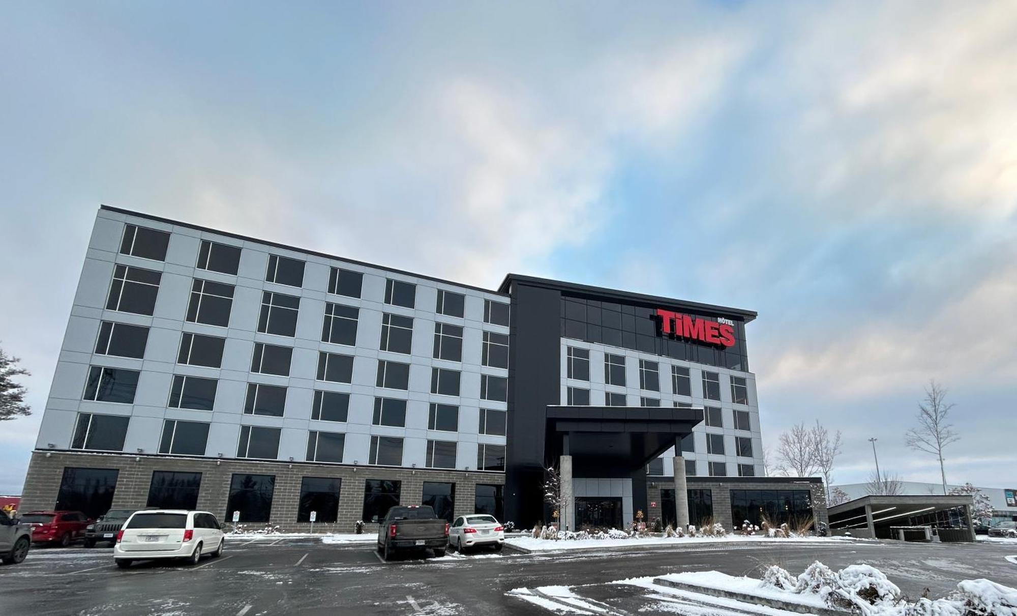 Grand Hotel Times Blainville-Mirabel 외부 사진
